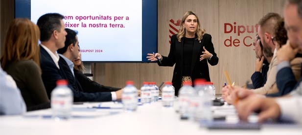 "No podemos dar la espalda a los intereses de la provincia y, en especial, de nuestra costa que es uno de nuestros mayores recursos", ha subrayado Marta Barrachina