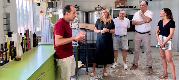 “Las infraestructuras son fundamentales para mantener y crear empleo y por eso el PP es consciente de la necesidad de ampliar la A-7 hasta Cataluña”, indica Marta Barrachina