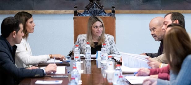 Marta Barrachina: "Desde el equipo de Gobierno Provincial tenemos claro que esta debe ser la legislatura del agua y reforzamos nuestro compromiso por contribuir a la mejora de la calidad de vida de los vecinos de los 135 municipios"