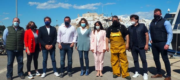 Marta Barrachina, presidenta provincial del PPCS, lamenta que "la pesca sufra, como la agricultura, el castigo irresponsable de un PSOE que en lugar de auxiliar, destruye"