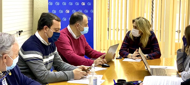 “Han pasado dos meses y hoy seguimos esperando a que activen los acuerdos”, señala Salvador Aguilella, portavoz del PPCS en Diputación. “La gestión lenta de Compromís y PSOE es un lastre para la provincia”, afirma el diputado