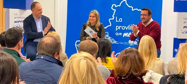 Marta Barrachina preside el comité ejecutivo que elige a Salvador Aguilella como presidente del Comité de Campaña Electoral para las elecciones de 2023