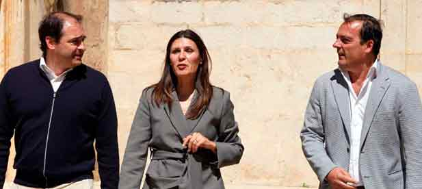 La participaci&oacute;n de Ximo Puig en un acto en Vinar&ograve;s &ldquo;no trae soluciones, solo repite el mantra del sanchismo. M&aacute;s para el independentismo y menos para el resto de espa&ntilde;oles&rdquo;. &ldquo;El cambio pol&iacute;tico que tan bien sienta a Vinar&ograve;s, llegar&aacute; pronto a Espa&ntilde;a&rdquo;