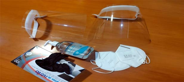 Se refuerza la prevención por la reapertura con el reparto de EPI a los vendedores