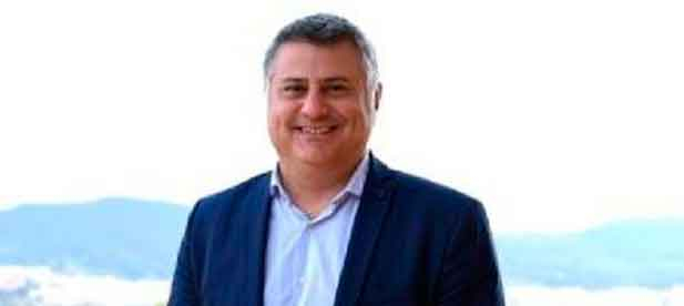 El alcalde del PSOE ha centrado "todo el esfuerzo" en la Real F&aacute;brica de l'Alcora. "El pueblo est&aacute; cansado de reclamar gesti&oacute;n para los problemas peque&ntilde;os, que crecen y se enquistan porque el alcalde solo tiene ojos para su obra fara&oacute;nica"