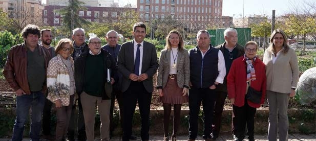 Mazón: "Oltra prometió una residencia y la prueba de que no se ha hecho nada es que sigue existiendo un huerto urbano en el solar”
