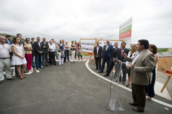 Moliner ha comentado la ausencia del alcalde de Almenara como "un acto de deslealtad en la apertura de una infraestructura tan importante para el municipio"