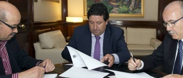 Moliner: &ldquo;Una educaci&oacute;n universitaria de calidad a distancia supone una oportunidad para muchas personas en los pueblos&rdquo;