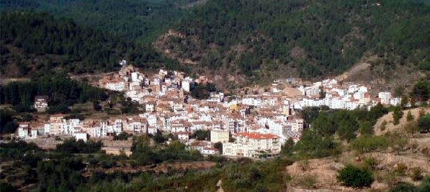 Sergio Fornás, alcalde de Montán, defiende los 700.000 euros de ahorros que el pueblo posee y que Sánchez quiere incautar. “Si nos quita nuestros fondos, nos niega el futuro” 