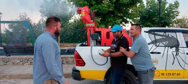  El consistorio inicia los tratamientos larvicidas en distintas zonas del casco urbano, Panor&aacute;mica Golf y Planes del Regne