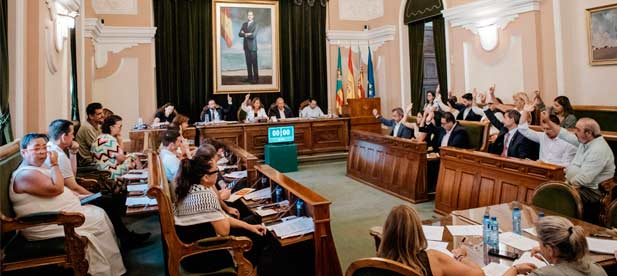 El concejal de Movilidad y Medio Ambiente, Cristian Ramírez, ha destacado que "hemos elaborado esta ordenanza que da soporte normativo a los planes municipales, cumple con Europa