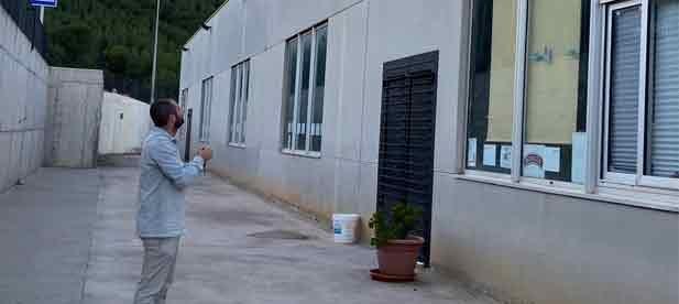 El portavoz del PP en la localidad lamenta que el alcalde de Navajas no tomara la palabra en la Cumbre del pasado martes. &ldquo;Nosotros preferimos pelear cualquier oportunidad antes que conformarnos&rdquo;, declara el regidor del PP