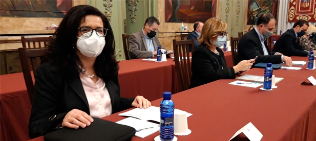 Nieves Martínez, diputada provincial del PPCS, exige a la izquierda “escuchar a los médicos que ignora, porque la vida de los pacientes no puede nunca ponerse en riesgo”