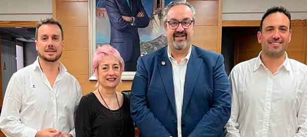 "Nuestro proyecto es el de fomentar la ocupaci&oacute;n y las empresas o negocios que a&ntilde;o tras a&ntilde;o ampl&iacute;an sus plantillas generan un beneficio innegable para nuestra poblaci&oacute;n", expone el regidor del PP Vicente Bertomeu