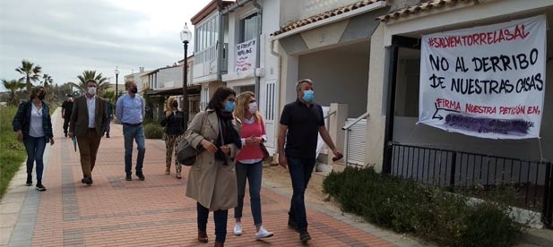 Ana Obiol, portavoz del PP en Cabanes, reclama “hechos que paralicen derribos porque la propaganda se esfuma”