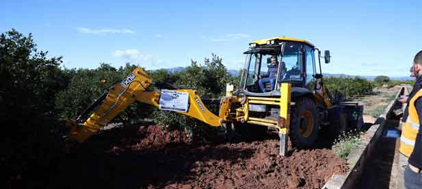 Estudios geot&eacute;cnicos para definir par&aacute;metros del terreno, excavabilidad y cimentaciones &oacute;ptimas