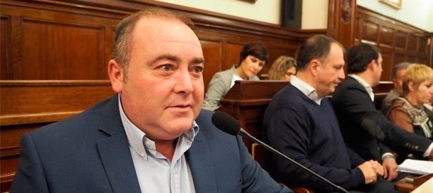 Pallarés (PP) lamenta que en pleno agosto el PSOE haya planificado la ejecución de un saqueo al más puro estilo de "Alí Babá y los 40 ladrones"