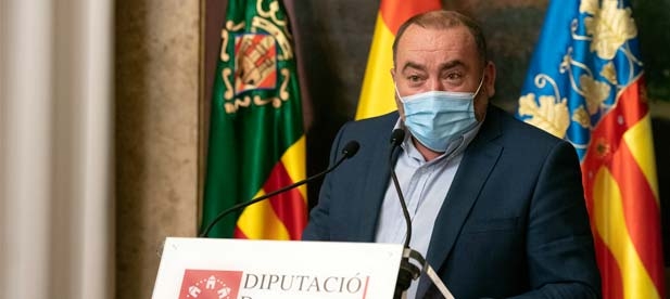 "No son recelos, son amenazas reales las que muchos municipios sufrimos con el proyecto de desarrollo de la línea de muy alta tensión", explica Vicent Pallarés, diputado del PP