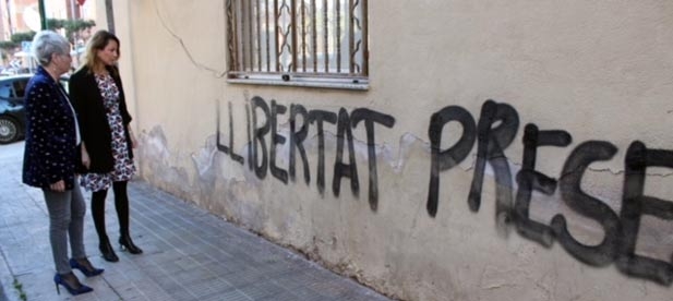 Carrasco: “El vandalismo de este grupo independentista no puede seguir saliéndoles gratis, es una vergüenza que se jacten de sus actos mientras el bipartito les protege” 