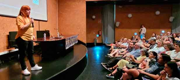 La pr&oacute;xima conferencia-mesa redonda tendr&aacute; lugar el 25 de julio y llevar&aacute; por titulo "Preparar el eclipse total de Castell&oacute;n"