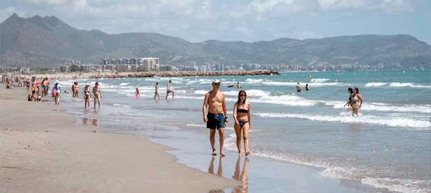 Cabe recordar que a estos dos certificados se suman los sellos EMAS, ISO y el Certificado de Accesibilidad Universal UNE, distinciones de reconocido prestigio que avalan el buen estado de estas playas en aspectos como la accesibilidad y seguridad