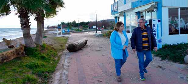 &ldquo;Pedimos al equipo de gobierno ir juntos a la Conselleria de Sanitat para dar las mejores soluciones a nuestro pueblo. Lo que necesita Cabanes es resolver la atenci&oacute;n en verano en Torre de la Sal. Cada vez son m&aacute;s los vecinos empadronados&rdquo;, dice Garc&iacute;a