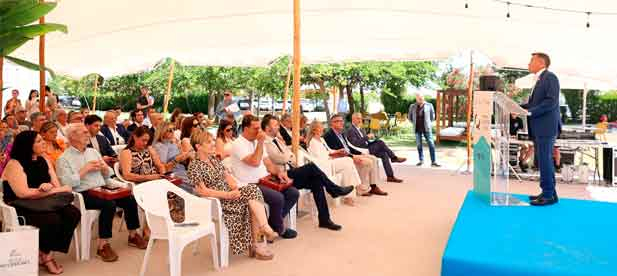 Este verano 206 playas y calas de la Comunitat Valenciana lucir&aacute;n este distintivo, respaldado por 143 certificados distribuidos en 40 municipios costeros