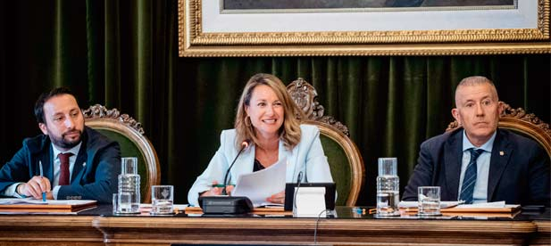 Unanimidad para apoyar al sector cerámico. El Ayuntamiento se pone a disposición del sector y solicita a todas las administraciones que colaboren activamente para defender el presente y el futuro de la cerámica