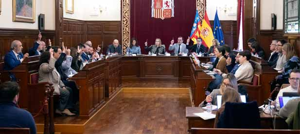 Folgado: "El plenario muestra su apoyo a los m&aacute;s de 43.000 trabajadores aut&oacute;nomos de la provincia, a quien el Gobierno de Espa&ntilde;a mantiene sometidos a una presi&oacute;n fiscal desproporcionada que lastra la iniciativa emprendedora y el dinamismo econ&oacute;mico local"