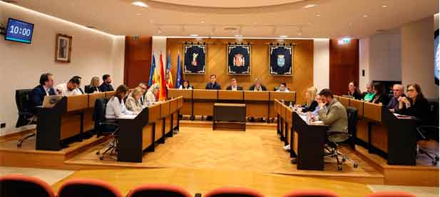 El consistorio de la capital de la Plana Baixa asumir&aacute; m&aacute;s del 75% del coste total de las cargas de finalizaci&oacute;n, protegiendo a los propietarios de pagar por obras que ya fueron abonadas en su d&iacute;a.