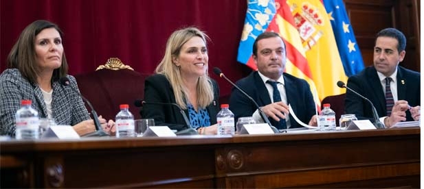 Marta Barrachina: "Desde la institución provincial alzamos la voz para exigir con firmeza al Gobierno de España una financiación justa y exigimos los mismos derechos que los ciudadanos de otros territorios para el desarrollo de nuestro territorio"