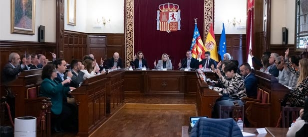 La corporación provincial se une en una declaración institucional en contra de agresiones como las ocurridas el 2 de marzo en la Cosa Nostra y rechaza actitudes de grupos extremistas de carácter violento que enturbian la convivencia