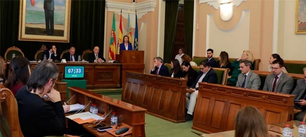 "Más limpieza, más iluminación, más asfaltado, más seguridad, una firme apuesta por el empelo para retener el talento en la ciudad y más participación ciudadana para responder a las necesidades del día a día de los ciudadanos, son líneas estratégicas"