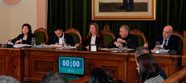Se desestima la moción presentada por Compromís