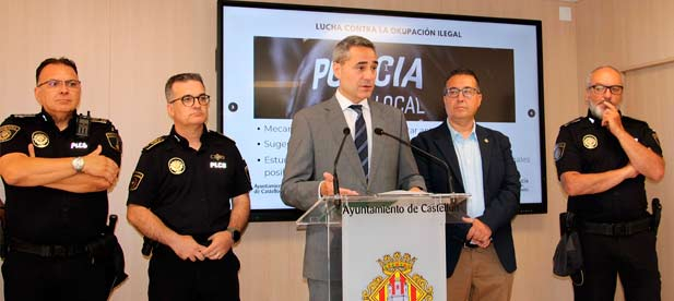 Esta unidad, parte de la sección de Proximidad de la Policía Local, está formada por un oficial y tres agentes que atienden directamente las necesidades de los 32 barrios de Castellón.