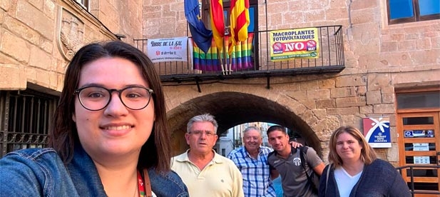 La portavoz y presidenta del PP en Cabanes señala que “la limpieza es un servicio que los vecinos pagan con sus impuestos y que forma parte de nuestra imagen”.