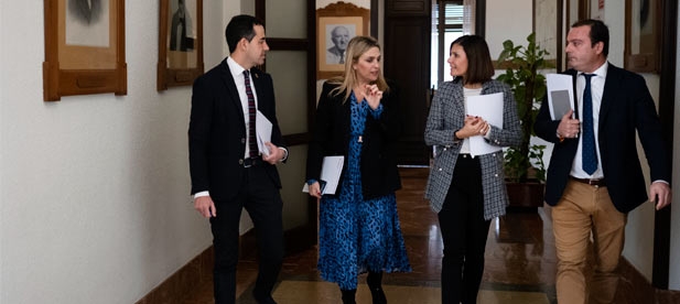 La presidenta de la Diputación triplica el Fondo de Cooperación con una inversión de 14,8 millones hasta alcanzar un total de 22,2 millones de euros "para seguir reforzando nuestro compromiso de llegar donde otros no llegan"