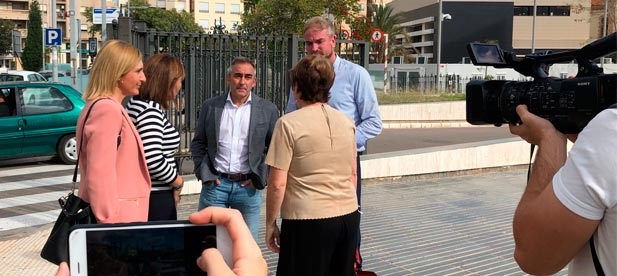 Barrachina: "Es curioso que no tengan dinero para Sanidad, Educación o Dependencia pero sí para las empresas del hermanísimo de Ximo Puig"