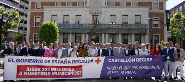 "El PP es un partido de gobierno. Y esta iniciativa que va a llegar a todos los rincones de la provincia exige soluciones a un problema que no es nuevo, pero que ahora se agrava", afirma