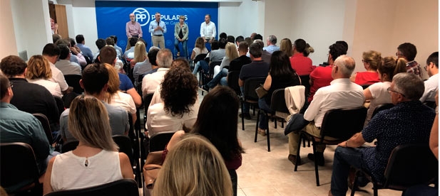 Barrachina: "Los representantes de la provincia serán un contrapeso a las políticas de izquierda que desmantelan la sanidad de Castellón o el sectarismo en educación "