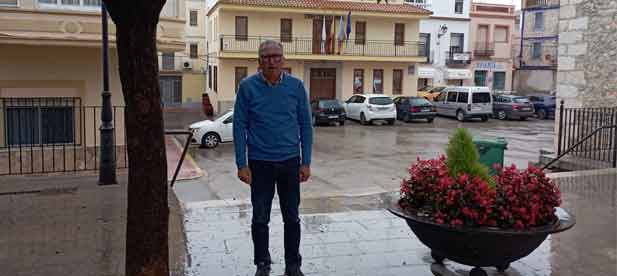 &ldquo;Somos zona priortiaria porque aqu&iacute; el socialismo ha hecho y hace mucho da&ntilde;o&rdquo;. &ldquo;No hacer nada durante a&ntilde;os provoca este desequilibrio que ahora pagamos los ciudadanos&rdquo;. El edil celebra que &ldquo;el PP sea la soluci&oacute;n que necesitaba Santa Magdalena&rdquo;