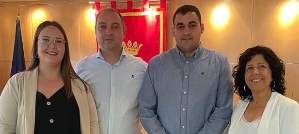 Punter le pide a la máxima representante municipal “tomarse en serio Altura”. “Este pueblo merece mucha más atención y esfuerzo que el que ella dedica”.