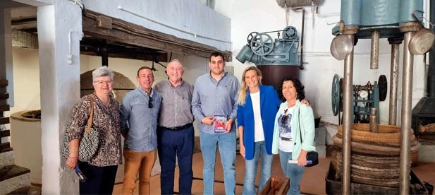 "La ilusión, el esfuerzo, el trabajo humilde y la sensibilidad que el equipo de Carlos Punter lidera en Altura garantizan la prosperidad de una localidad que merece desarrollo"
