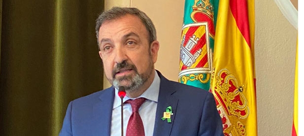 Redondo: "Mientras las ayudas prometidas a las pymes y autónomos del año pasado siguen sin llegar, Marco ha decidido que la prioridad no es salvar la economía, ni la destrucción de empleo, ni acabar con las colas del hambre sino reformas sus pisitos"