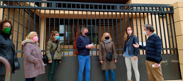 Los vecinos no pueden esperar más, piden que se atienda su reivindicación porque están viendo seriamente afectada su salud con un problema que antes no tenían.