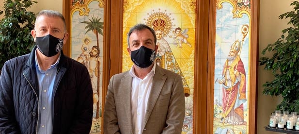 Redondo: "El acceso que en la actualidad es en línea recta para los vehículos, sin que haya conflicto con las bicicletas o los peatones que tienen su espacio por el paseo central, dejará de ser así. Un despropósito más de esta reforma que nadie ha pedido"