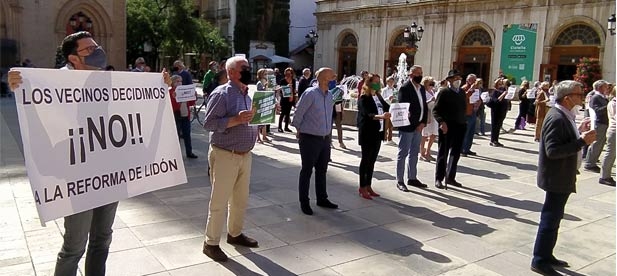 Carrasco: "Dice muy poco de la alcaldesa socialista que esté dispuesta a seguir a delante con un proyecto que nadie quiere, que nadie ha pedido y que va a generar más problemas que beneficios"