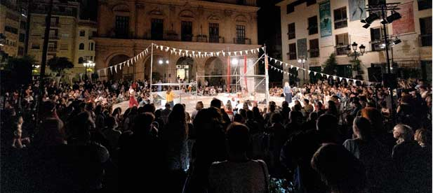 María España: "Hay muy pocas ciudades en España que puedan presumir de tener un festival de primer nivel que dure seis días".