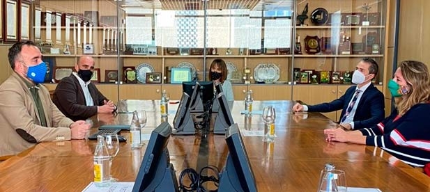 La portavoz del PP Begoña Carrasco, urge explicaciones tras conocerse que las alegaciones que a última hora presentó el gobierno municipal al Plan de Acción Territorial de la Consellería no tienen recorrido.