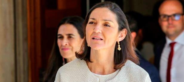 Los populares critican que la ministra de Industria visite Castellón sin ni siquiera nombrar al sector más importante de la provincia